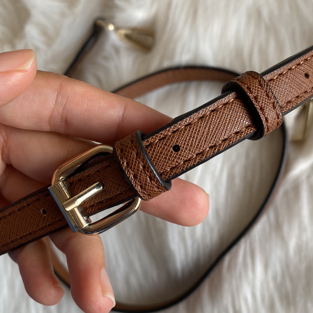 42” Calvin Klein NWOT brown purse strap with golden colored hooks - Picture 4 of 8